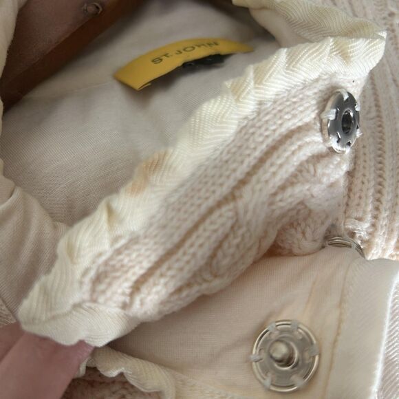 St. John Vest Womens Large Cream Cable Knit Wool Snap Front Ruffle Collar Lined - Picture 10 of 16